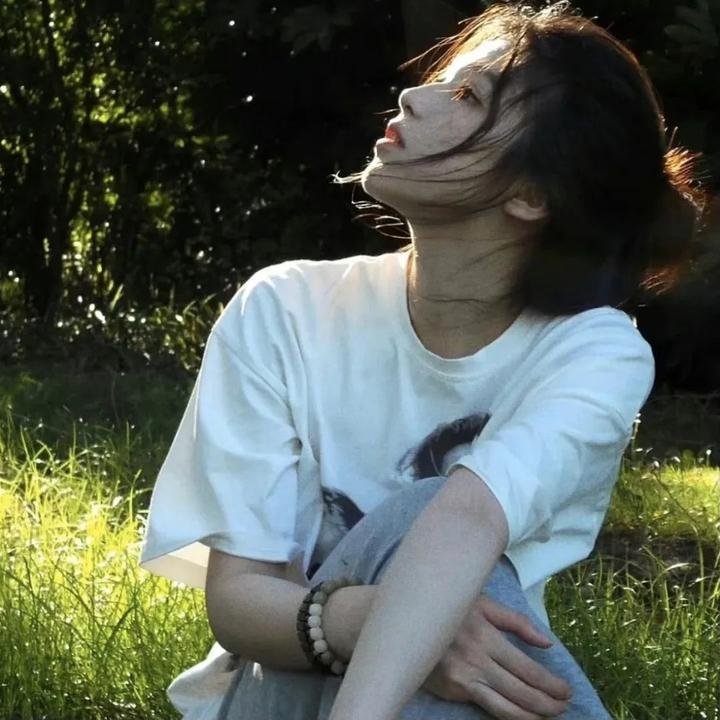 夜阑引他入梦来